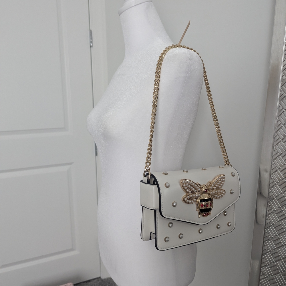 Elegant White Studded Bag with Gold Chain - Picture 4 of 16